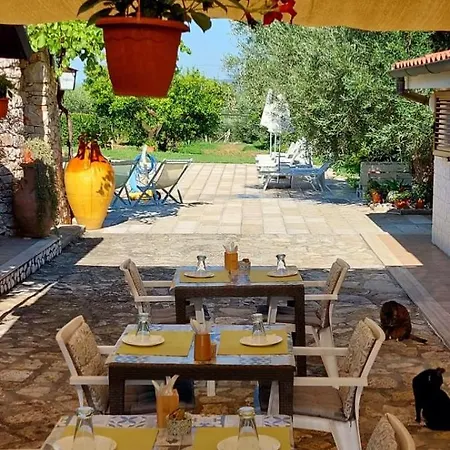 Rosa Podere 28 Alojamento de Acomodação e Pequeno-almoço Palagianello