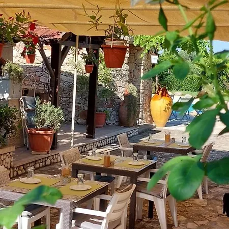 Rosa Podere 28 Bed & Breakfast 3*