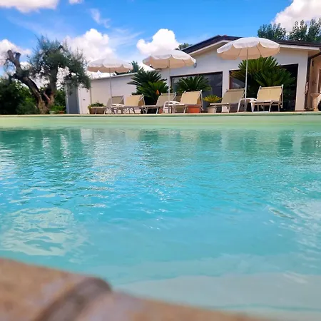 Rosa Podere 28 3* Palagianello